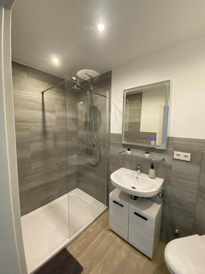 Schoene Ferienwohnung „Zum Glueck Tropical“ Eisenach Kültér fotó